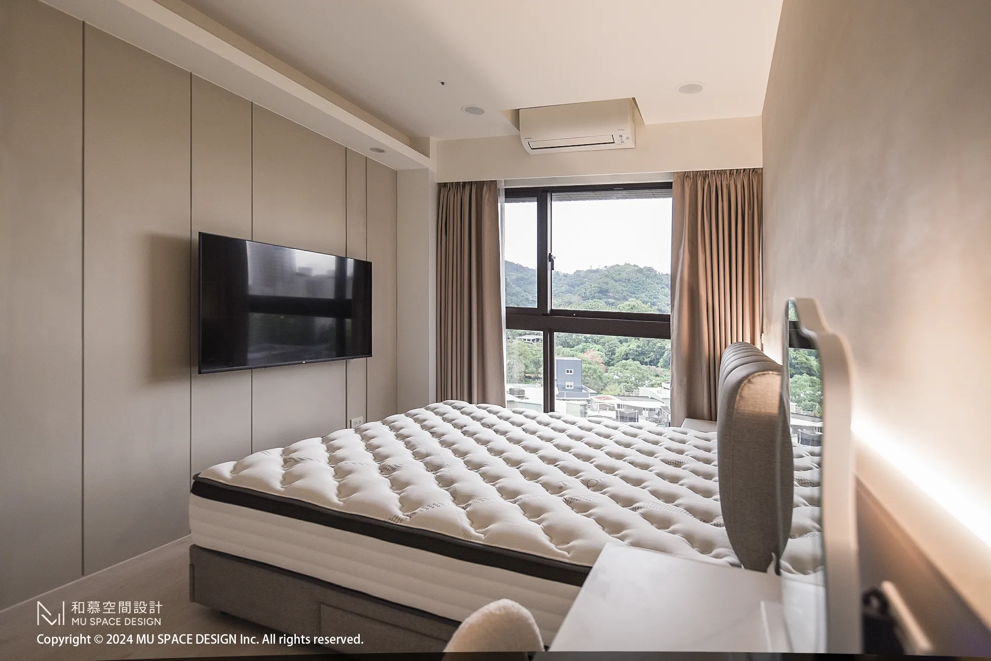 Zz-bedroom