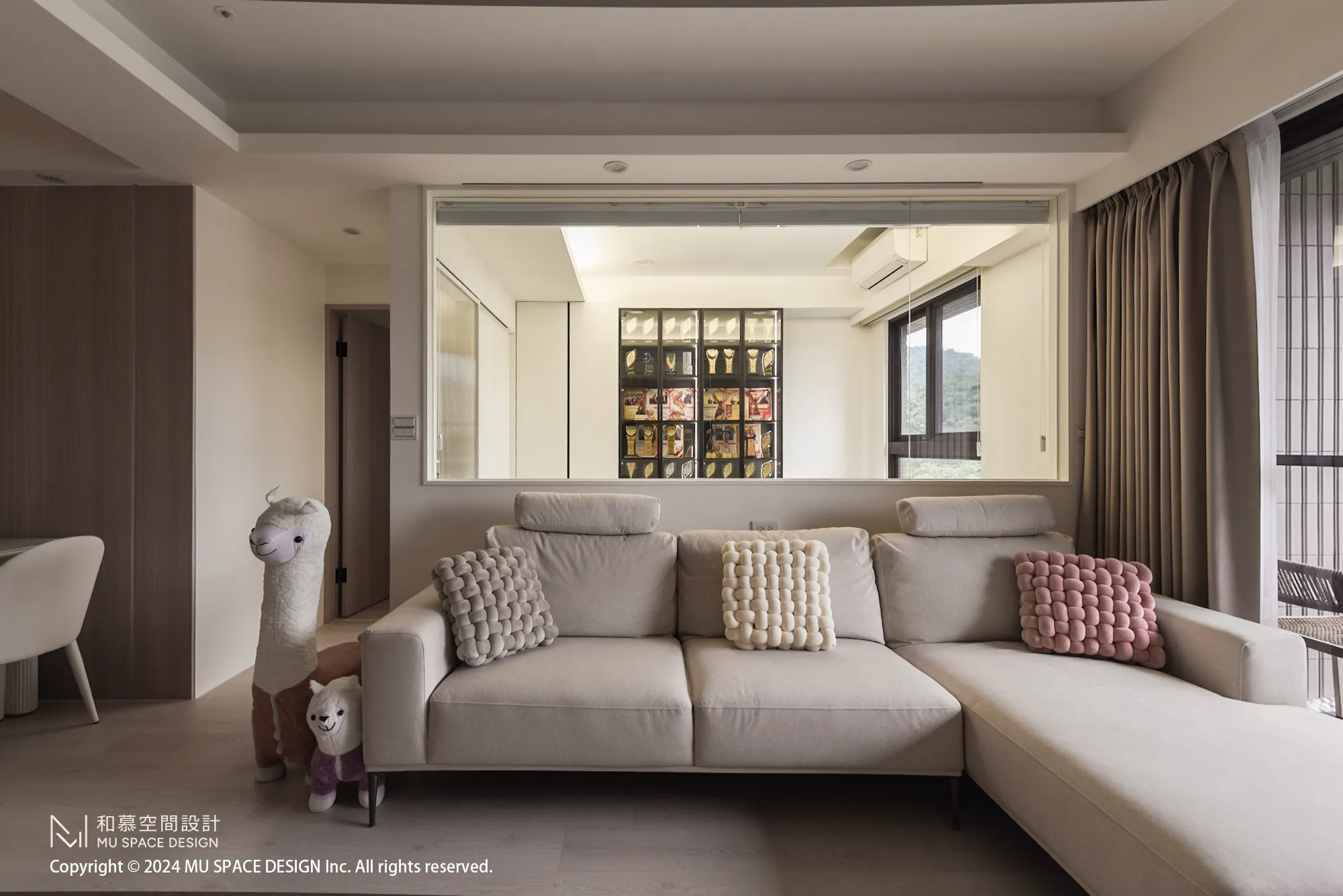 Zz-living room-3